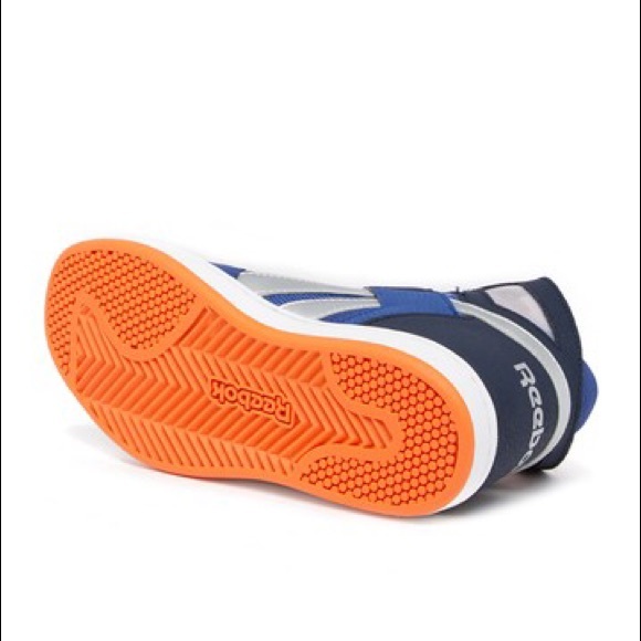 ๐ Reebok Mission 3.0 Mid Sneaker - Picture 4 of 8